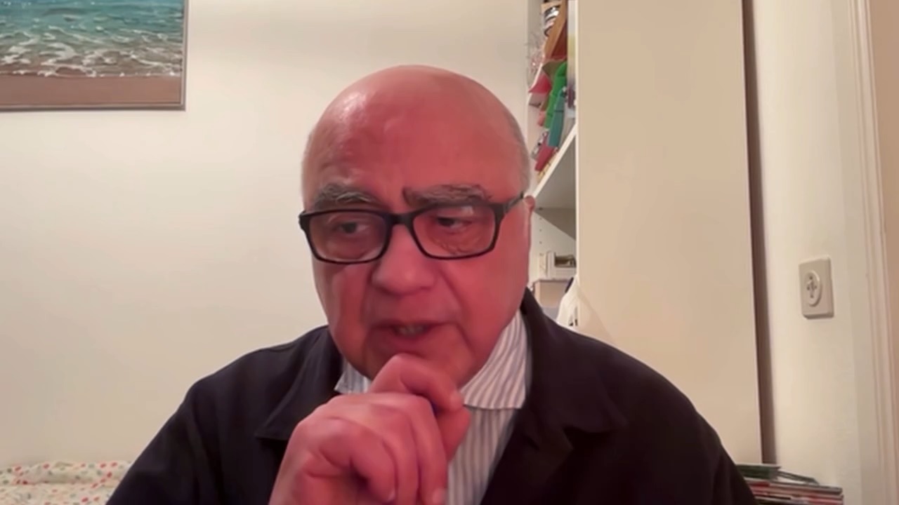 صحبتهای دکتر کامران